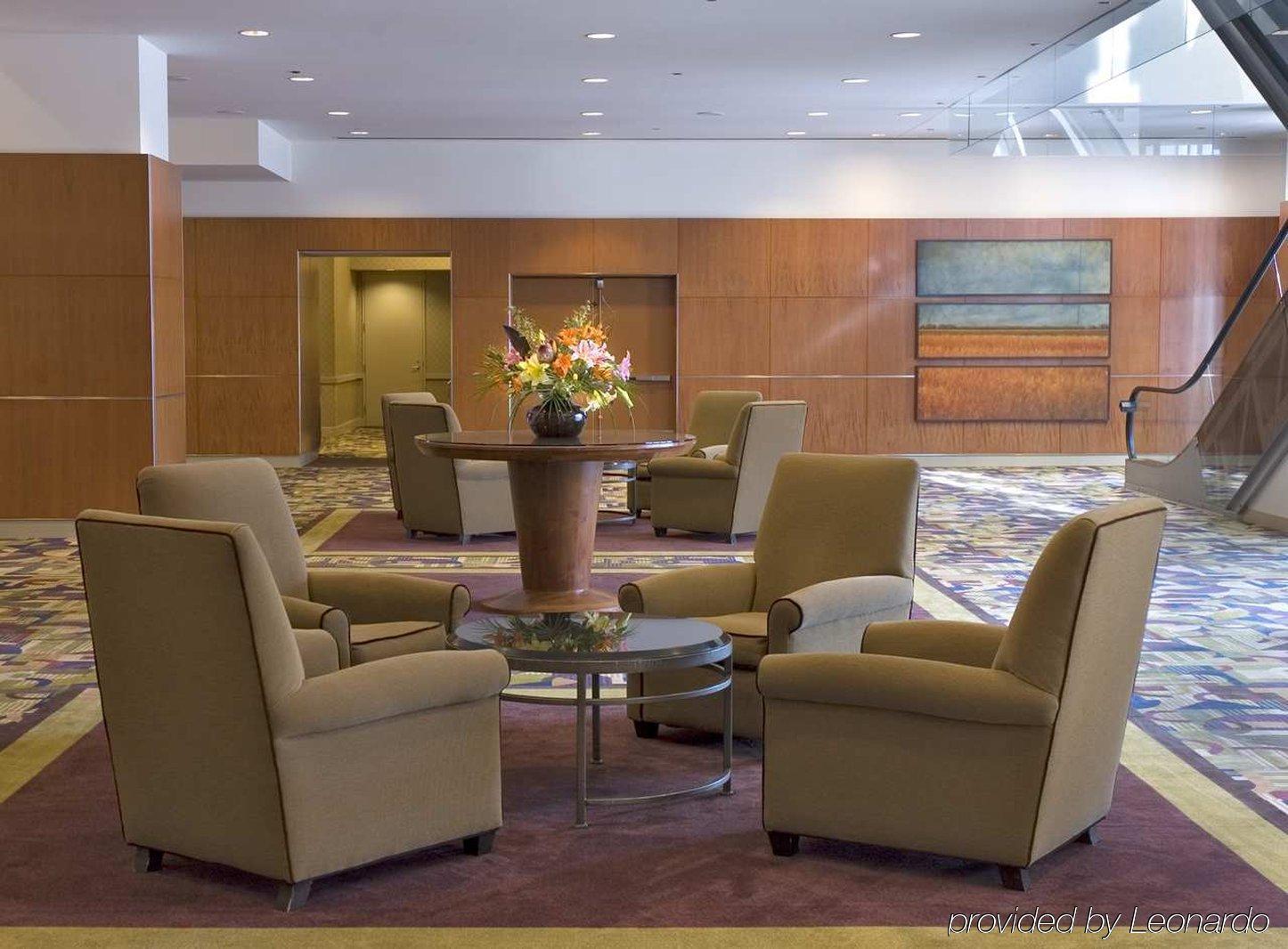 Embassy Suites By Hilton Chicago Downtown Magnificent Mile Exterior foto