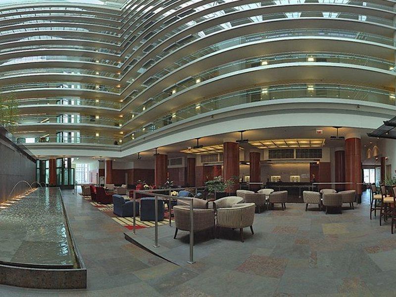 Embassy Suites By Hilton Chicago Downtown Magnificent Mile Exterior foto